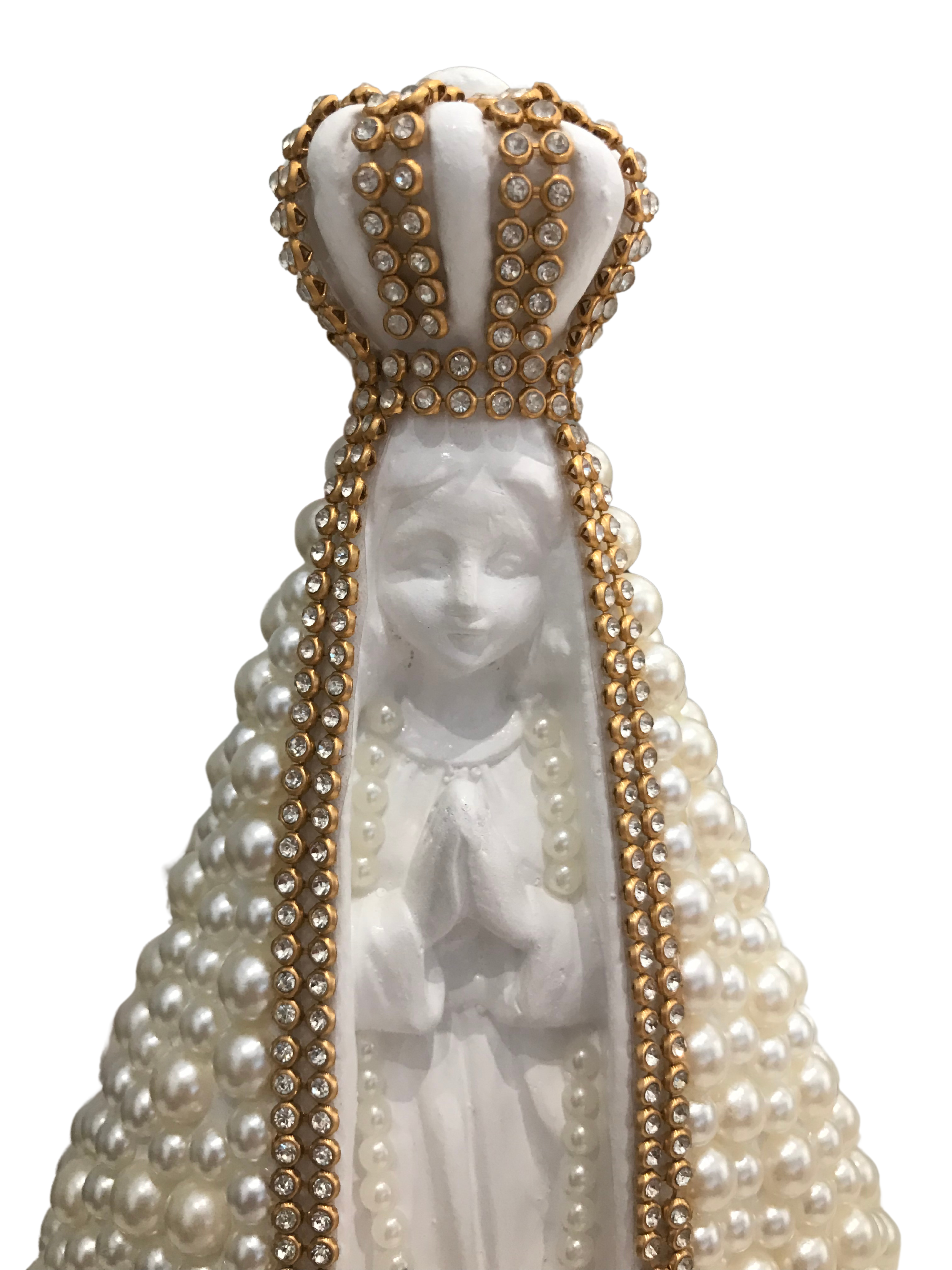NS.Ap de 22cm com manto em pérolas
